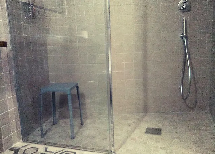 Frühstückspension Oddi21 3*